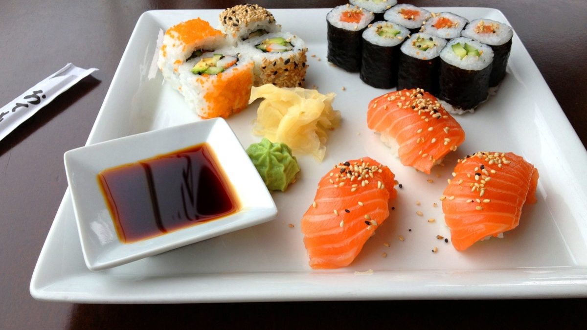 Nourriture Japonaise De Sushi D'en Haut. Ia Génératif Banque D